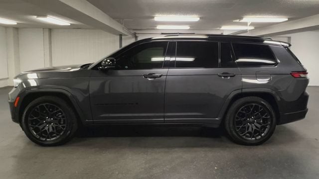 2024 Jeep Grand Cherokee L — detail view