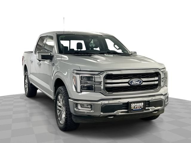 2024 Ford F-150 LARIAT in White — front three-quarter view