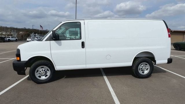 2026 Chevrolet Express Cargo — detail view