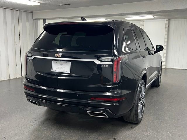 2023 Cadillac XT6 — detail view