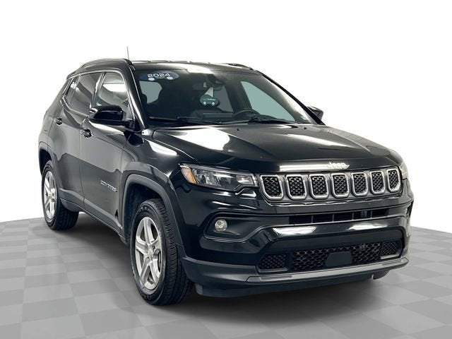 2024 Jeep Compass Latitude in Black — front three-quarter view