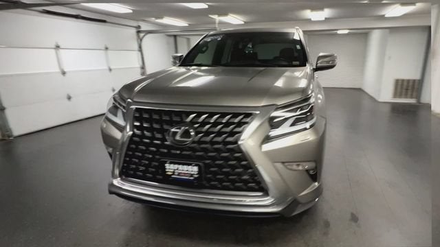 2020 Lexus GX 460 — rear three-quarter view