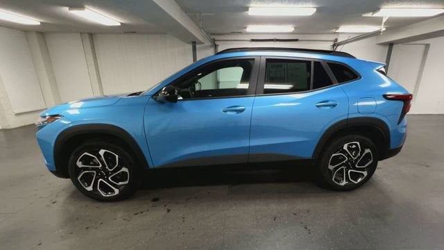 2025 Chevrolet Trax — detail view