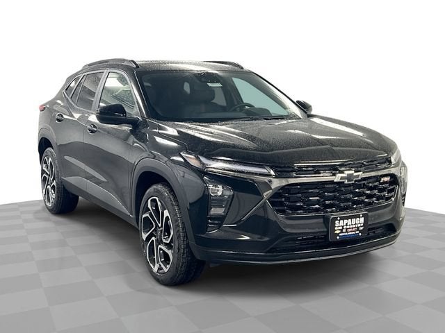 2026 Chevrolet Trax 2RS in Mosaic Black Metallic — front three-quarter view