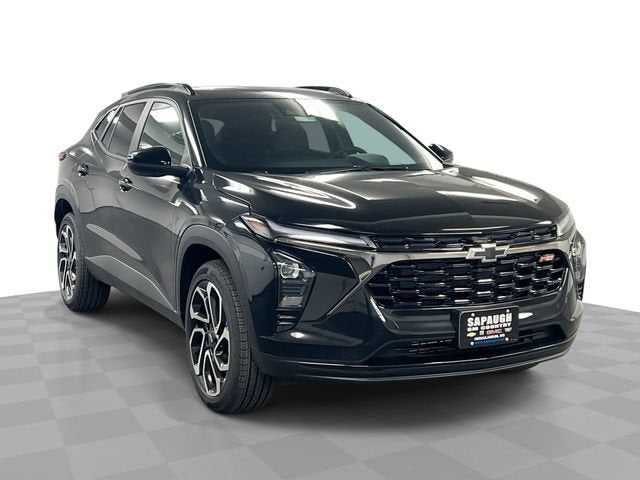 2026 Chevrolet Trax 2RS in Mosaic Black Metallic — front three-quarter view