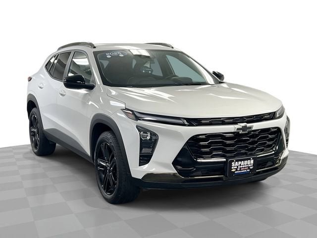 2025 Chevrolet Trax ACTIV in Summit White — front three-quarter view