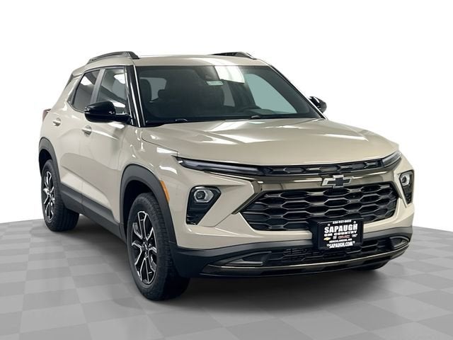 2026 Chevrolet Trailblazer ACTIV in White Sands — front three-quarter view